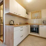 2 Bedroom Gorgeous In