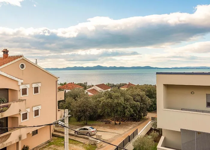 2 Bedroom Gorgeous In Kožino