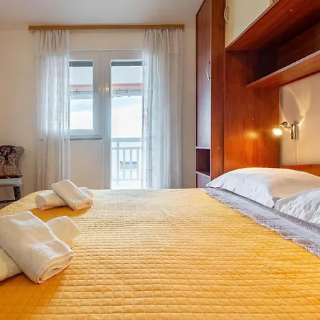 Apartment Stunning In With House Sea View Kozino