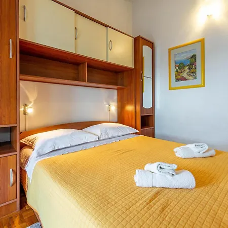 2 Bedroom Gorgeous In